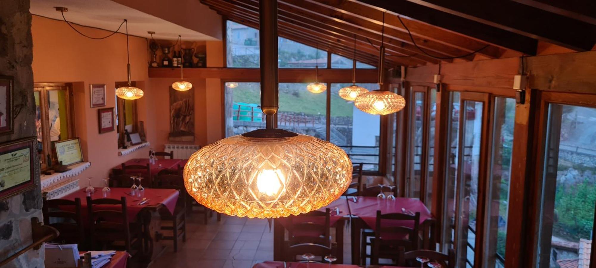 Taberna De Tresviso Hotel Exterior photo
